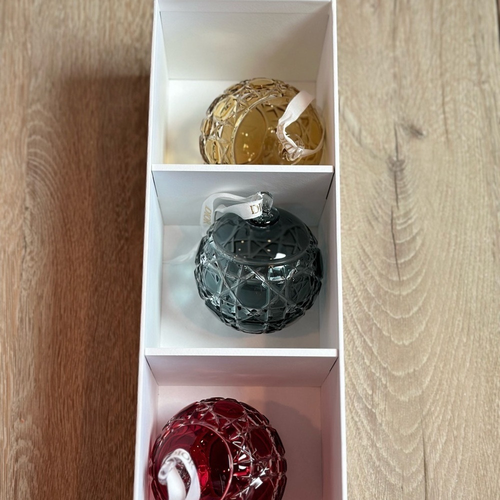 Dior Holiday Ornaments Set - Red, yellow,gray blue green 💯 Chrystal - Picture 13 of 13